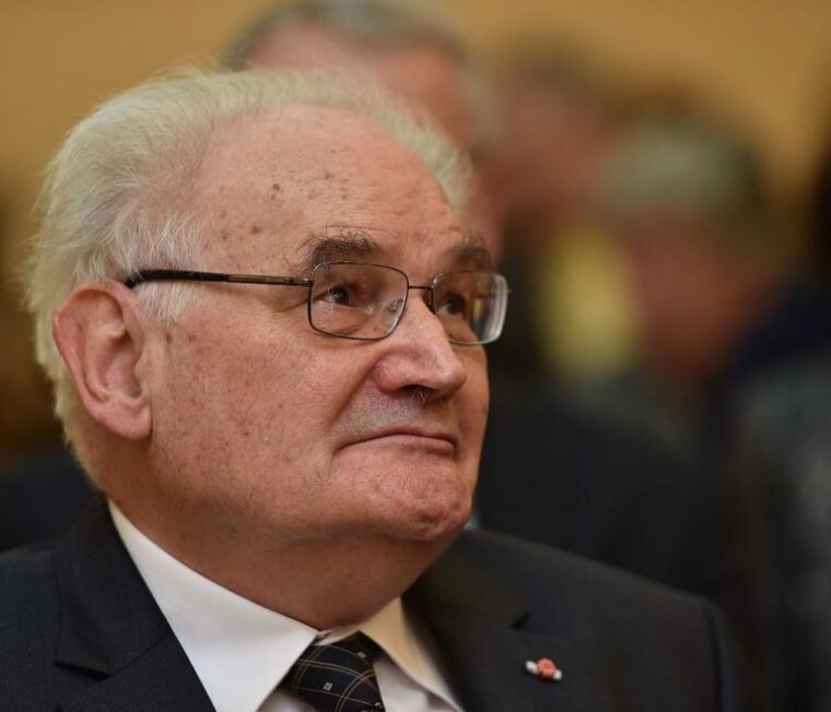 Wladyslaw-Strozewski-Profesor.jpg
