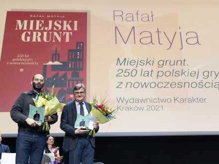 miedzynarodowe-targi-ksiazki-w-krakowie-2022 (2).jpg
