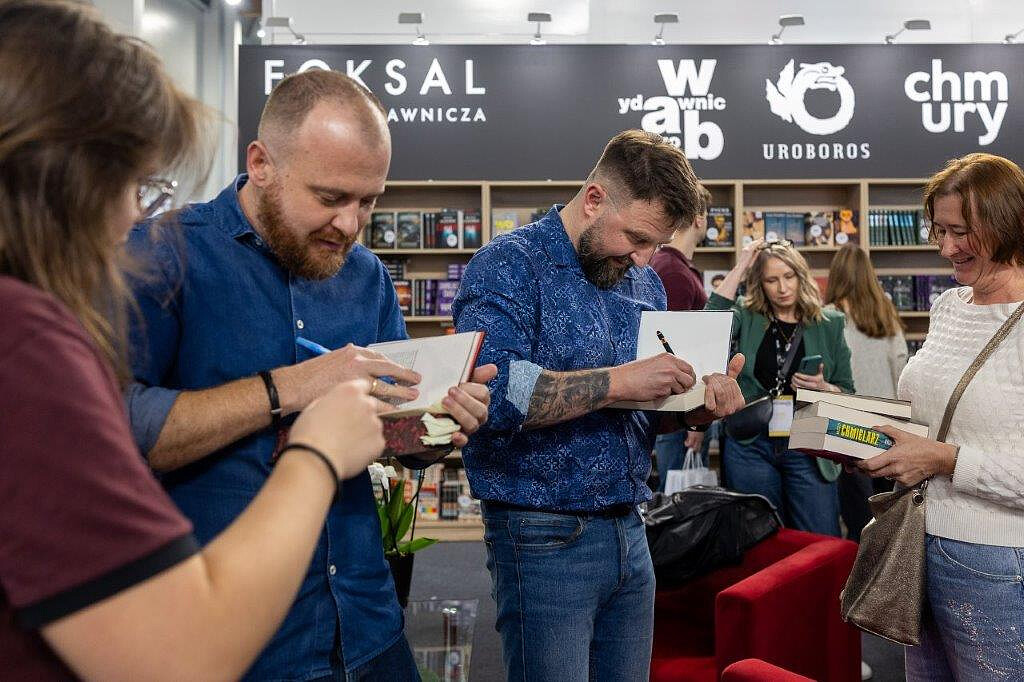 LAP35437.jpg [108.68 KB]