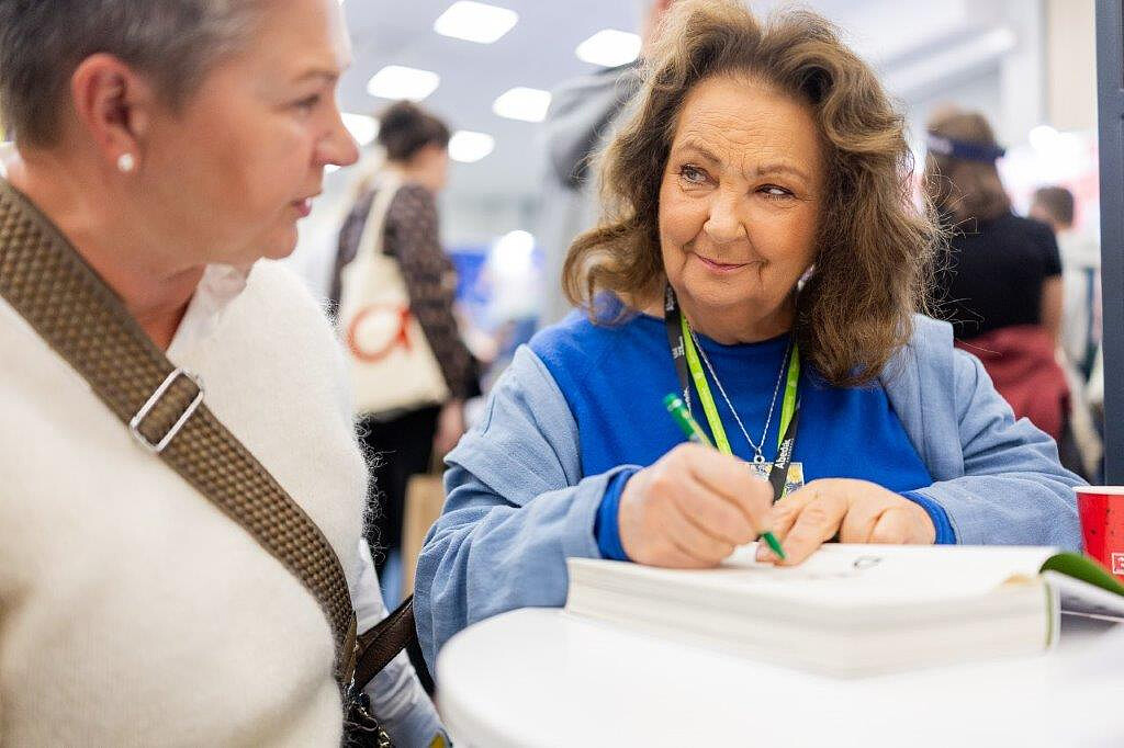 LAP36263.jpg [84.43 KB]