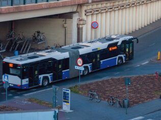autokaremcom-krakow-5015294_1920.jpg